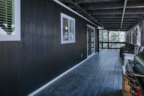893 Sierra Vista Dr. 3 Beds Apartment for Rent