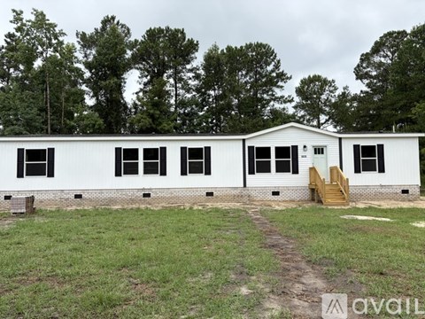 1373 Village Rd NE 4 Beds Apartment for Rent