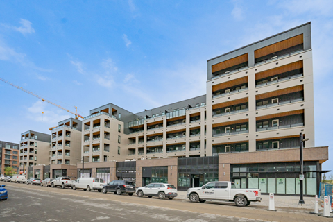 225-3932 University Avenue NW Studio Apartment for Rent