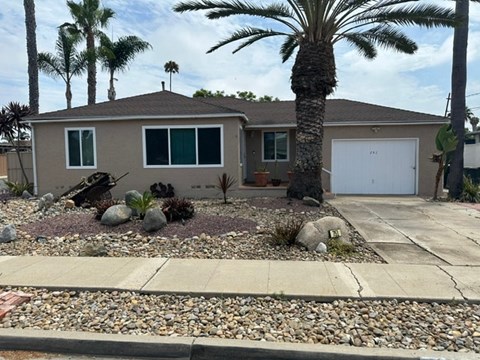 751 Elder Avenue 3 Beds Apartment for Rent