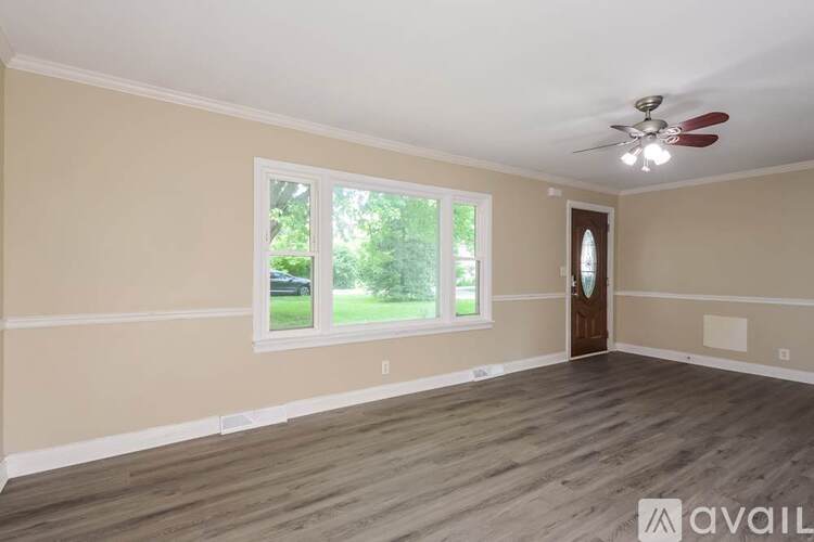 1225 S Lawler Ave 3 Beds Single Family Home for Rent - Photo gallery 2
