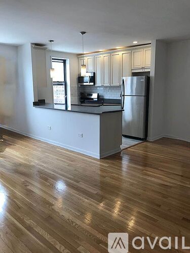 37-30 83rd Street 2 Beds Apartment for Rent - Photo gallery 1