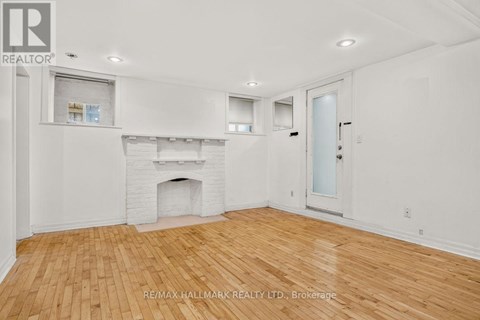 LOWER - 483 PARKSIDE DRIVE 2 Beds Apartment for Rent