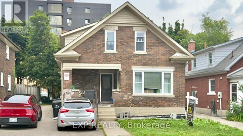16 MARSHALL STREET 4 Beds Apartment for Rent