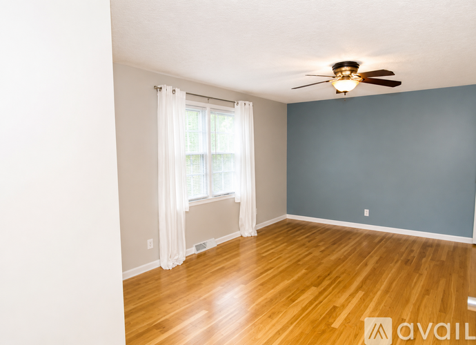 1809 E Lincoln St 3 Beds Single Family Home for Rent - Photo gallery 5