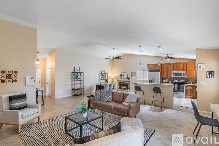15448 North 63rd Street 4 Beds Single Family Home for Rent - Photo gallery 4