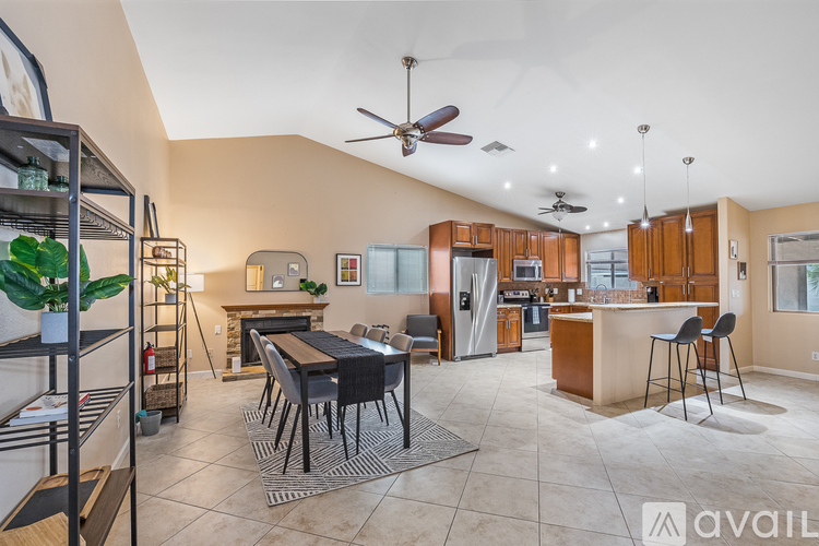 15448 North 63rd Street 4 Beds Single Family Home for Rent - Photo gallery 5