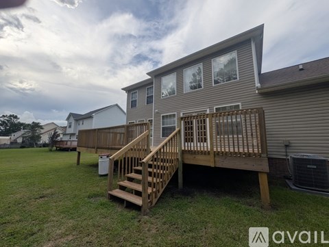 210 Riverbend Road 3 Beds Apartment for Rent