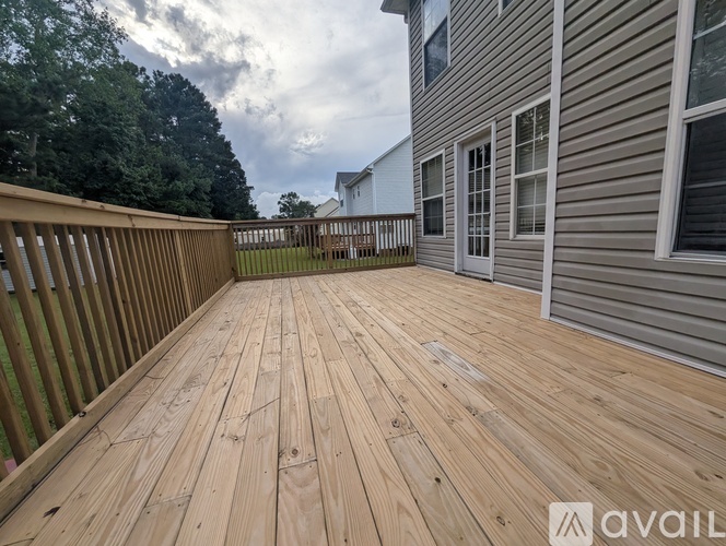 210 Riverbend Road 3 Beds Single Family Home for Rent - Photo gallery 2