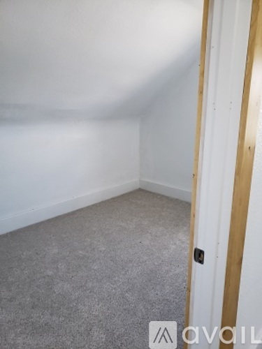 519 14th St N 3 Beds Single Family Home for Rent - Photo gallery 4