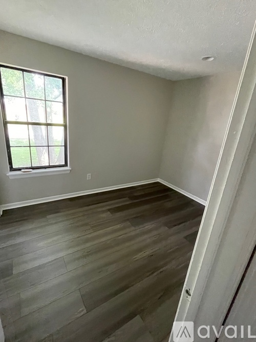 1117 E 105th St 2 Beds Townhouse for Rent - Photo gallery 2