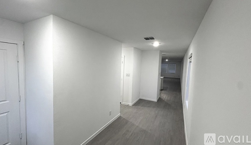 1829 Sanderling St 4 Beds Single Family Home for Rent - Photo gallery 2