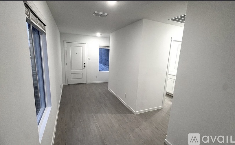 1829 Sanderling St 4 Beds Single Family Home for Rent - Photo gallery 5