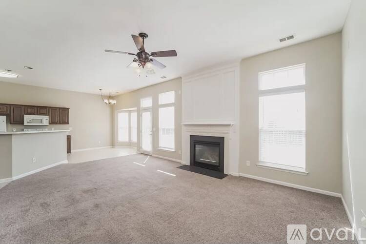 11916 Creek Turn Dr, 3 Beds Single Family Home for Rent - Photo gallery 4