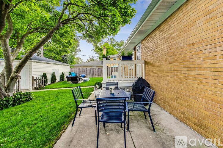 2106 Lake Avenue 4 Beds Single Family Home for Rent - Photo gallery 4