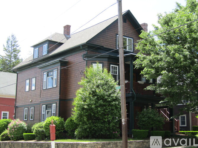 561 Hope Street 2 Beds Apartment for Rent - Photo gallery 1
