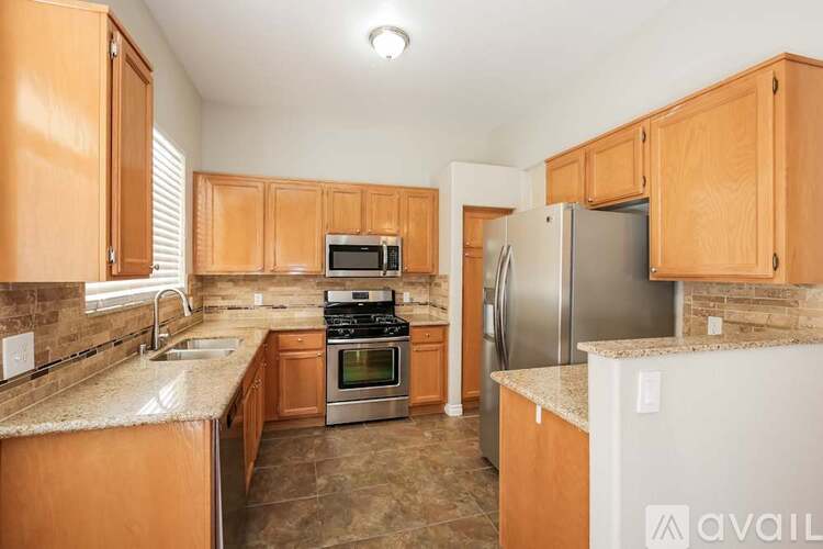 154 Bridgeton Road 4 Beds Single Family Home for Rent - Photo gallery 3