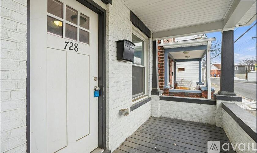 728 N Queen St 3 Beds Townhouse for Rent - Photo gallery 2