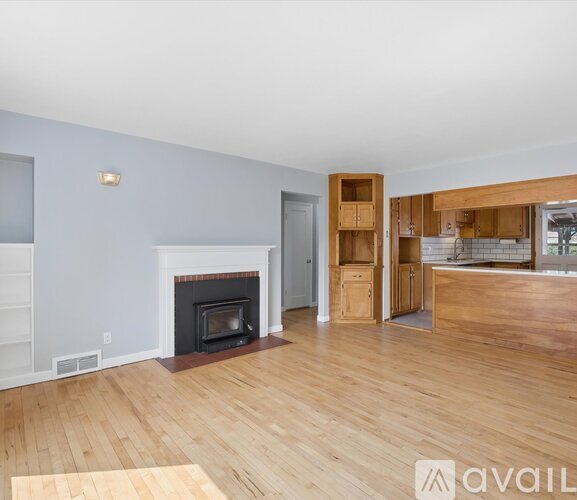 3512 S Division St 3 Beds Single Family Home for Rent - Photo gallery 3