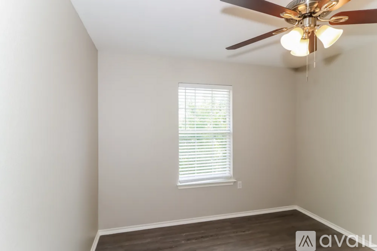 5603 Kleberg Trl 4 Beds Single Family Home for Rent - Photo gallery 4