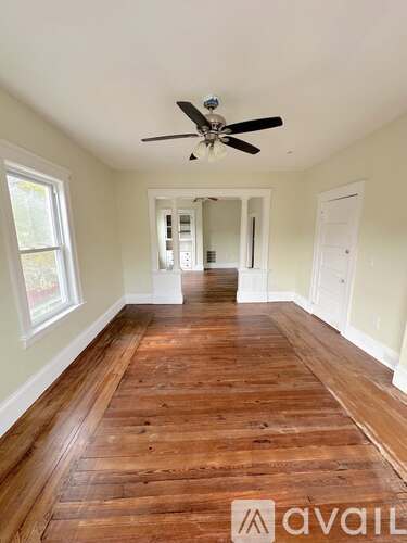 10 Lawnfair Street 3 Beds Apartment for Rent - Photo gallery 1