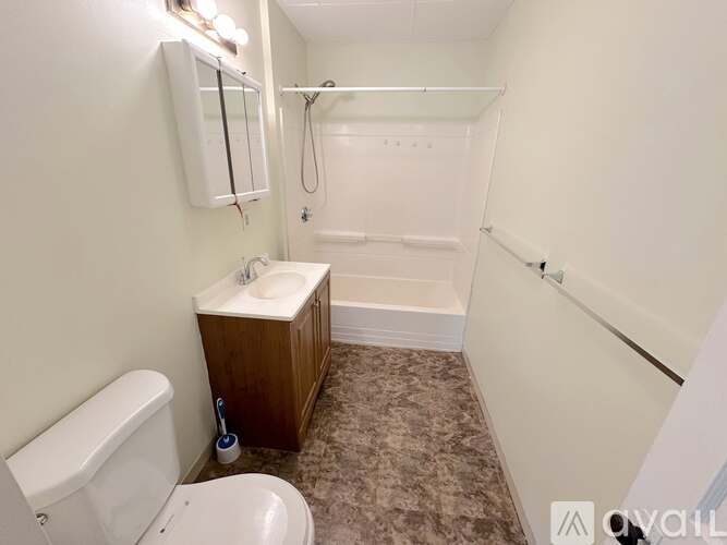10 Lawnfair Street 3 Beds Apartment for Rent - Photo gallery 2