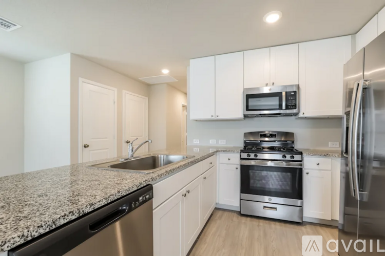 4224 Southton Lk 3 Beds Single Family Home for Rent - Photo gallery 3
