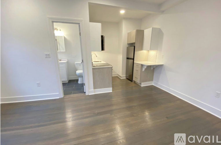 11 Queensberry St 1 Apartment for Rent - Photo gallery 5