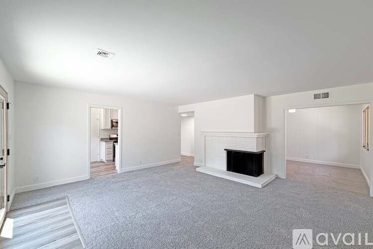 5352 Bonniemae Way 3 Beds Single Family Home for Rent - Photo gallery 2