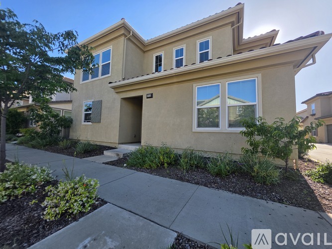 1715 Vine Street 4 Beds Single Family Home for Rent - Photo gallery 2