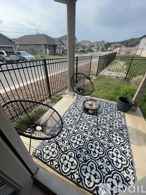 220 Merrick Road 3 Beds Single Family Home for Rent - Photo gallery 5