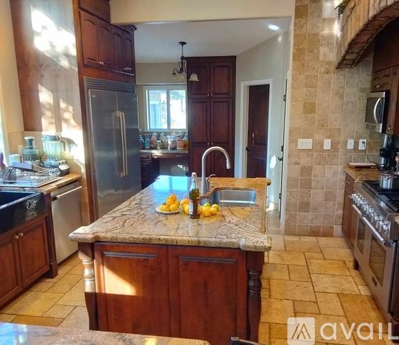 30015 Ridge Creek Road 4 Beds Single Family Home for Rent - Photo gallery 4