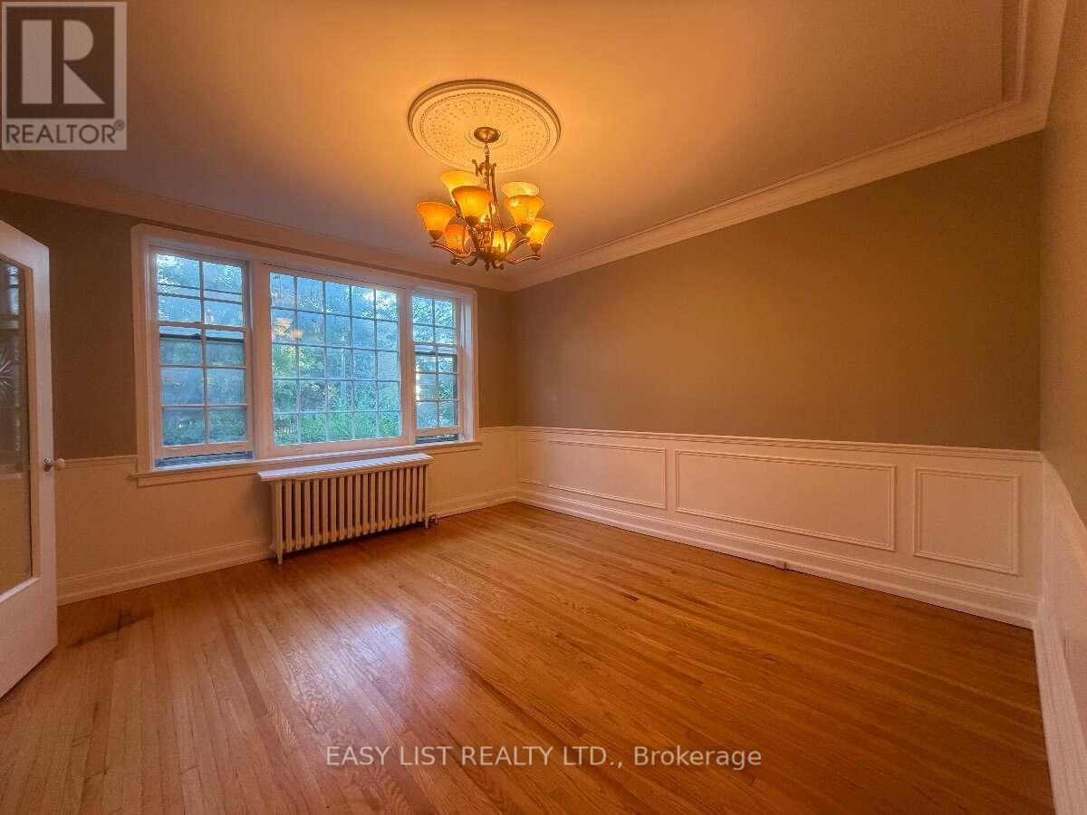 3 bedroom apartment - 205 RIDLEY BOULEVARD, Toronto (Bedford Park-Nortown) 4