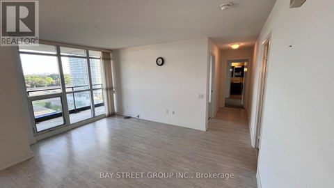 1523 - 19 SINGER COURT 2 Beds Apartment for Rent