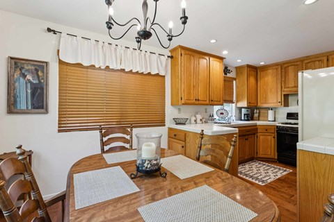 171 Golf Course Rd 3 Beds Apartment for Rent