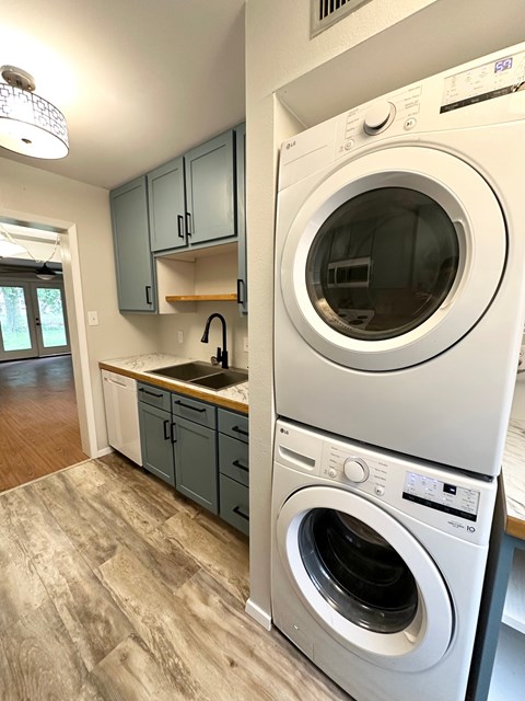 1 Phlox Dr. 2 Beds Apartment for Rent