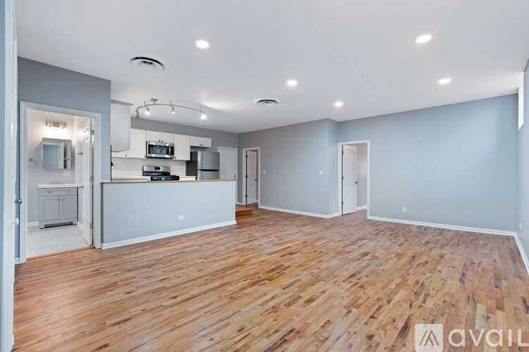 2900 N Damen Ave 2 Beds Apartment for Rent - Photo gallery 4