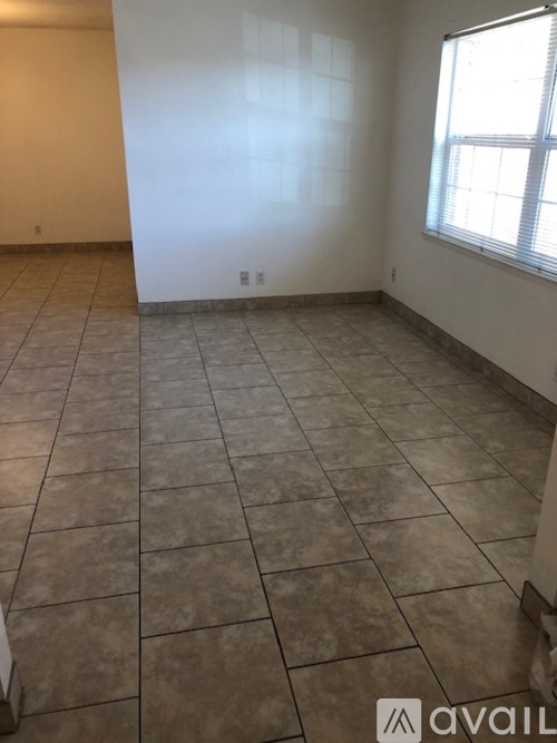 8129 Shannon St. N.E. 3 Beds Single Family Home for Rent - Photo gallery 5