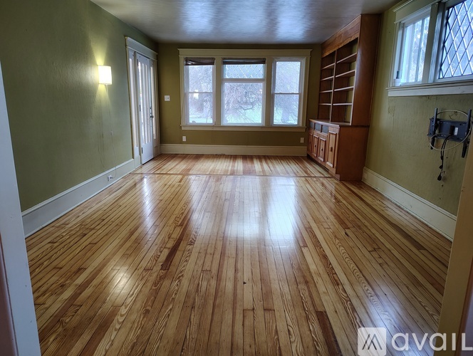 85 Main Street 3 Beds Apartment for Rent - Photo gallery 2
