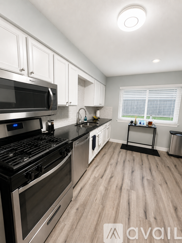 692 East Whispering Oaks Drive 2 Beds Townhouse for Rent - Photo gallery 4