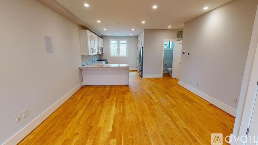 643 Lamont St NW 2 Beds Apartment for Rent - Photo gallery 5