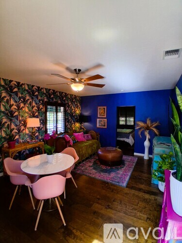 451 Woodland Dr 1 Apartment for Rent - Photo gallery 1