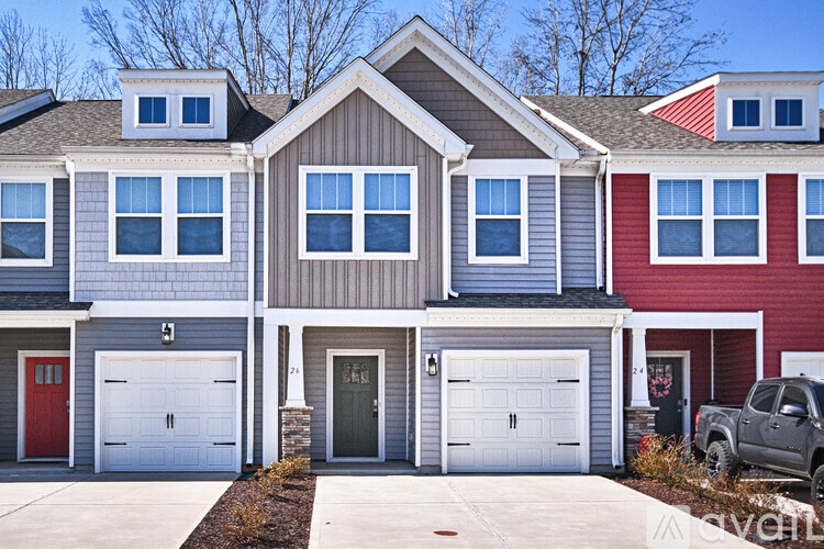 26 Starlake Rd 3 Beds Townhouse for Rent - Photo gallery 1