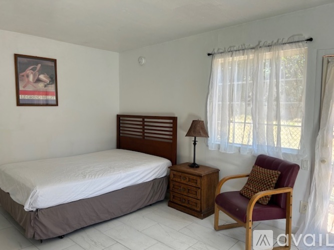 15388 Hart St Studio Apartment for Rent - Photo gallery 5