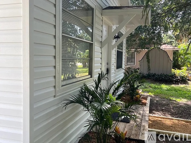 3535 3rd Pl SW 2 Beds Single Family Home for Rent - Photo gallery 2