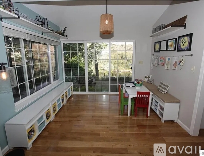 4045 Riverhaven Drive 3 Beds Single Family Home for Rent - Photo gallery 4