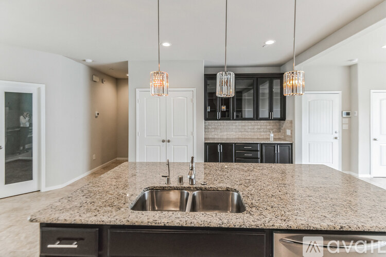 2716 Veranda Falls 2 Beds Single Family Home for Rent - Photo gallery 4