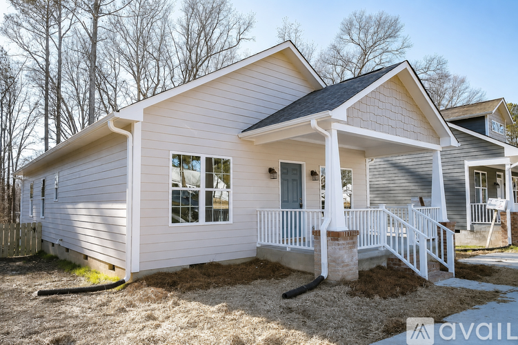 2612 Holloway St 4 Beds Single Family Home for Rent - Photo gallery 3