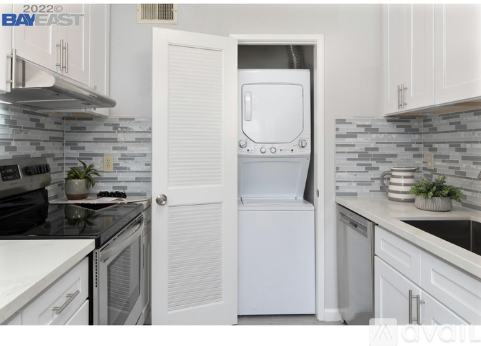 3483 Pennsylvania Common 2 Beds Condo for Rent - Photo gallery 4