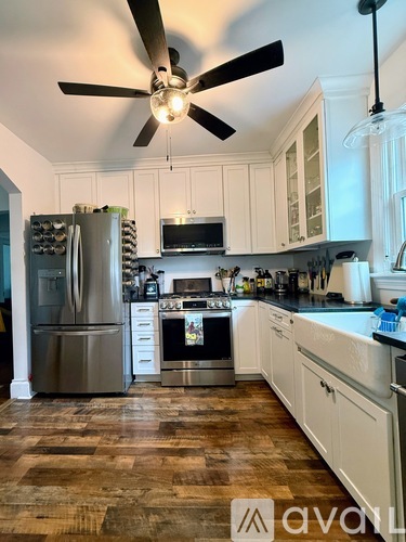 472 Page Street 3 Beds Single Family Home for Rent - Photo gallery 3